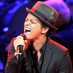        2013   (Bruno Mars) 'The Moonshine Jungle Tour',  22  2013 ! Bruno Mars 2013 Tickets buy online!