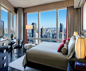 Спальня номера-сьюта Mandarin Executive Suite, отель 'Mandarin Oriental New York', Нью-Йорк