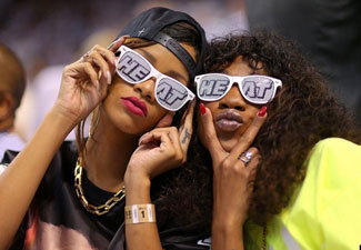 Знаменитости на матчах НБА: Рианна (Rihanna)