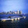Вечерний круиз по Нью-Йорку - групповые экскурсии в Нью-Йорке на английском языке. Bateaux New York Dinner Cruise
