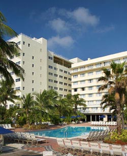  'Four Points by Sheraton Miami Beach Hotel' (   -) 3*, ,  , .