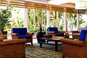  'Four Points by Sheraton Miami Beach Hotel' (   -),  'The Bloo Lounge'.