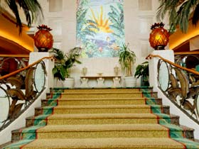  'Loews Miami Beach Hotel',  ,  .