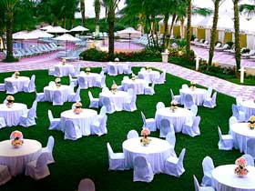  'Loews Miami Beach Hotel' ( -)      ,    .