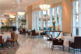  'The Ritz-Carlton Fort Lauderdale' (  -) 5*+,  , .     Via Luna