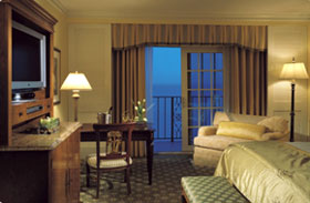  'Ritz-Carlton Naples Beach Resort' (    ) 5*+, ,  , .  Gulf Front room     .