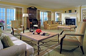  'Ritz-Carlton Naples Beach Resort' (    ) 5*+, ,  , .  Presidential Suite.