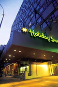 В Нью-Йорке сеть Holiday Inn / Holiday Inn Express представляют 10 экономичных отелей, большинство из которых расположено в центральной части Манхеттена. Здесь имеются все необходимые услуги и удобства по цене, на которую Вы рассчитываете. Holiday Inn - прекрасный выбор и для бизнес-тура, и для отдыха. Бронирование онлайн отеля Holiday Inn New York - Холидей Инн Нью-Йорк, США. Нажмите для входа в систему онлайн-бронирования (откроется в новом окне).