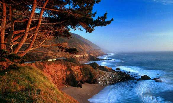 Биг-Сур, тихоокеанское побережье Калифорнии, на рассвете